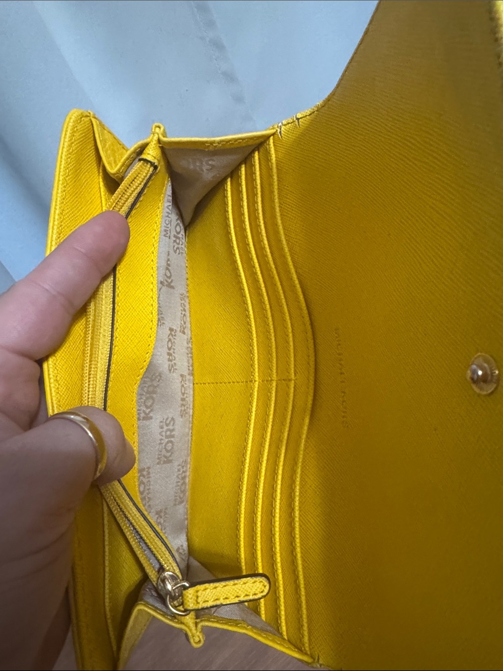Michael Kors Blue and Yellow Pebbled Leather Flap Wallet with Gold Logo - Picture 6 of 17